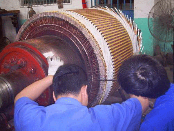 西瑪電機(jī)技術(shù)人員為您指出電機(jī)修理過(guò)程中的一些不良行為。 西瑪電機(jī)技術(shù)人員為您指出電機(jī)修理過(guò)程中的一些不良行為。